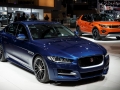 Jaguar XE e Discovery Sport_Paris Motorshow