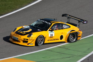 Sean_Edwards_Porsche997GT3R_GTMasters_2012