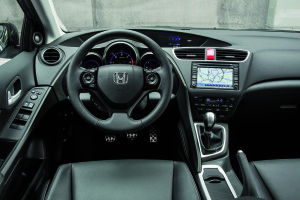 honda-la-nuova-civic-tourer-sara-presentata-alla-stampa-europea-a-roma-civic_tourer-interior