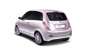 090909_L_ShowCarYpsilonELLE_02