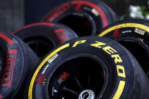 P Zero Red supersoft and Yellow soft tyres