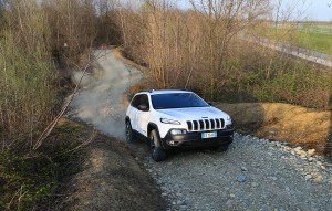 140407_Cherokee_Trailhawk_36