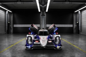 2014_toyota_ts040_launch_a01