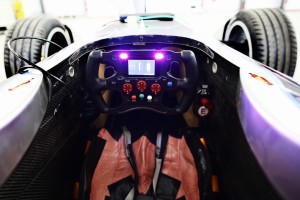 jarno-trulli-applaude-la-nuova-formula-e-trulli18