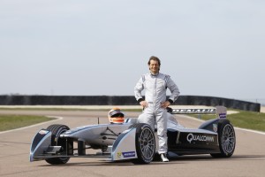 jarno-trulli-applaude-la-nuova-formula-e-trulli7