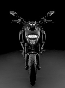 pirelli-diablo-rosso-ii-confermato-come-pneumatico-di-primo-equipaggiamento-per-il-nuovo-ducati-diavel-diavel-015