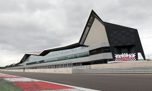 The-new-Silverstone-Wing--007
