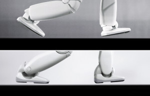 il-nuovissimo-asimo-il-robot-umanoide-sviluppato-da-honda-fa-il-suo-debutto-in-europa-814372026all-newasimobothfeetofftheground