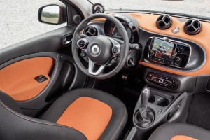 world_premiere_smart_fortwo_and_forfour_(10)