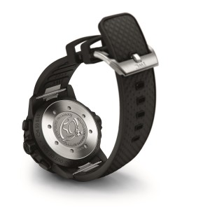 iwc-schaffhausen-aquatimer-chronograph-edition-50-years-science-for-galapagos-iw379504_lifestyle_back