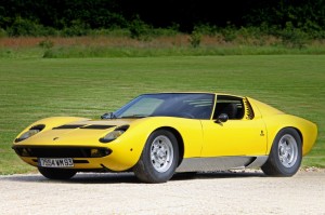 una-delle-piu-fini-collezioni-di-auto-classiche-va-allasta-1968-lamborghini-miura-p400