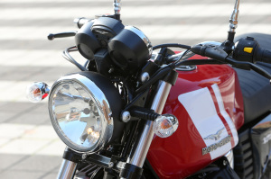 moto-guzzi-v7-ii-secondo-atto-di-unopera-prima-21-v7-ii-special