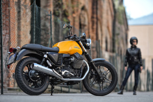 moto-guzzi-v7-ii-secondo-atto-di-unopera-prima-33-v7-ii-stone