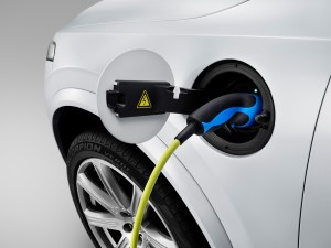 150212_The_all_new_Volvo_XC90_Charging