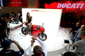 EICMA2014_Ducati_stand_01