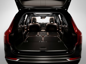 volvo-cars-annuncia-la-nuova-strategia-globale-di-marketing-150237_the_all_new_volvo_xc90_first_edition