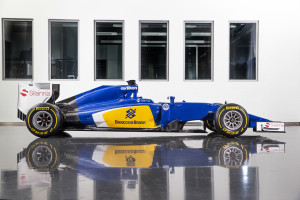 20150130_Sauber_C34-Ferrari_Side