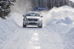 Volvo torna in Val di Fassa per l?edizione invernale 2015 del Volvo Cross Country Camp, fra test drive di prodotto e attività outdoor