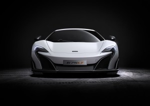 McLaren 675LT_studio_01