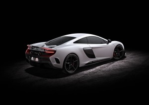 McLaren 675LT_studio_04