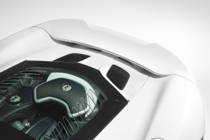 McLaren 675LT_studio_14