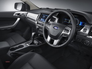 129827_New Ford Ranger 5_interior driver