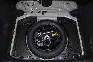 trunk - filler part for wheel