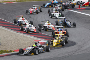 Motorsports: ADAC Formel 4 Oschersleben