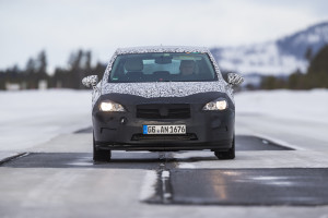Opel-Astra-Camouflage-295036