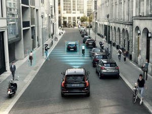 150221_The_all_new_Volvo_XC90_City_Safety