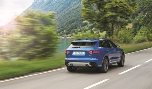 Jag_FPACE_LE_S_Location_Image_140915_10_LowRes