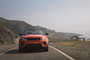 164565_RR_EVQ_Convertible_Driving_091115_02_(121376)