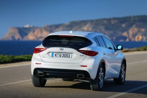 Q30