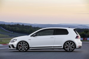 media-Nuova Golf GTI Clubsport_DB2015AU01316