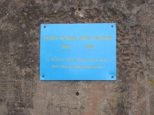 Denys George Finch Hatton Grave