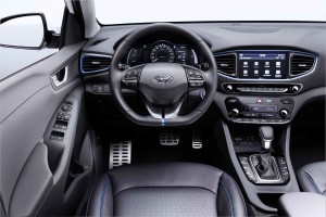 Hyundai IONIQ - interior