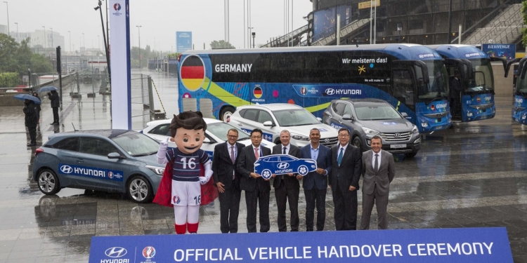 Hyundai & Kia UEFA EURO 2016™- Official Vehicle Handover Ceremony at Stade de France in Paris, France, 30th May 2016. Photo by Gero Breloer/ Hyundai & Kia