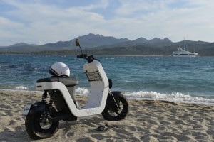 me-scooter-elettrico-mare-8