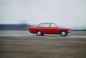 130010_Volvo_144