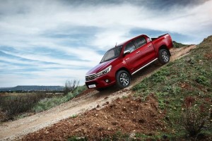 HILUX_Exterior_62_DPL__mid