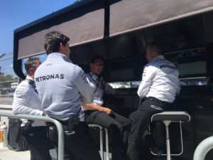 pitwall-mercedes