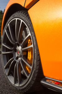 8581-McLaren+Winter+Tyres+271117_01