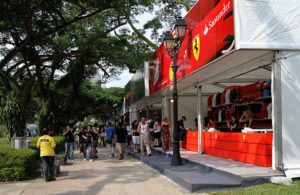 merchandising F1