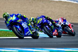 29-andrea-iannone-ita-46-valentino-rossi-ita_ds56577.gallery_full_top_fullscreen