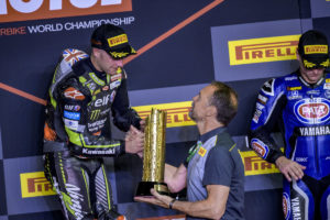 giorgio-barbier-rewarding-jonathan-rea