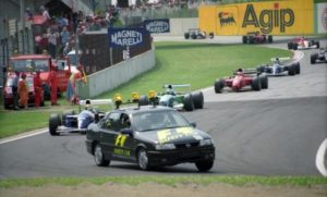 f1-1994-imola-au-sinistre-gp-de-san-marino-une-modeste-opel-vectra-sert-de-safety-car-c2a9-manfred-giet-600×362