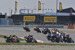 worldsbk-race-2-action