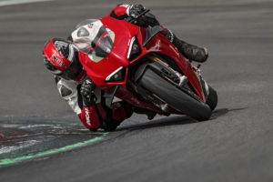 MY20_DUCATI_PANIGALE V4_40_UC101574_High