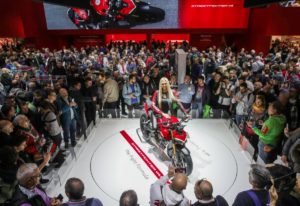 DUCATI_EICMA2019_SFV4_1_UC104244_High