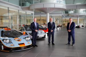 L-R_MikeFlewitt-McLarenAutomotiveCEO,MikeJones-GulfOilInternationalLtdCEO,ZakBrown-McLarenRacingCEO